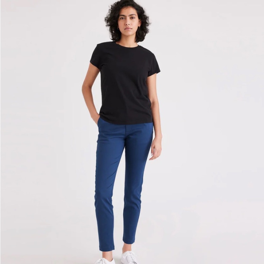 Dockers Weekend Chinos Skinny Fit waterless Women’s Size 26R